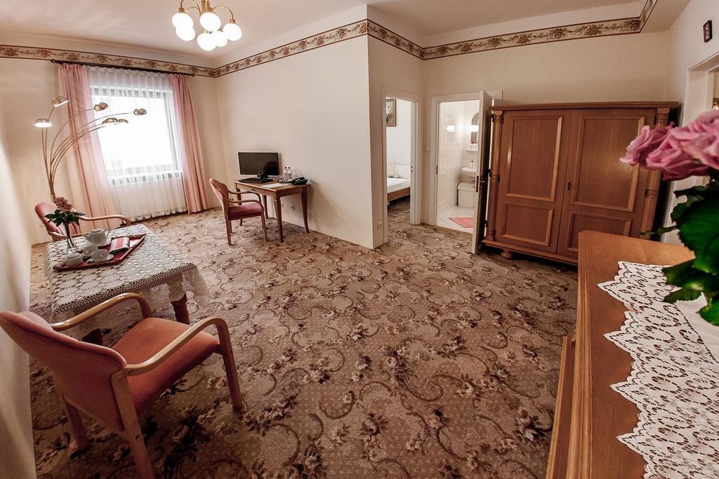 スバジェンツ Palazzo Adler Bed & Breakfast エクステリア 写真